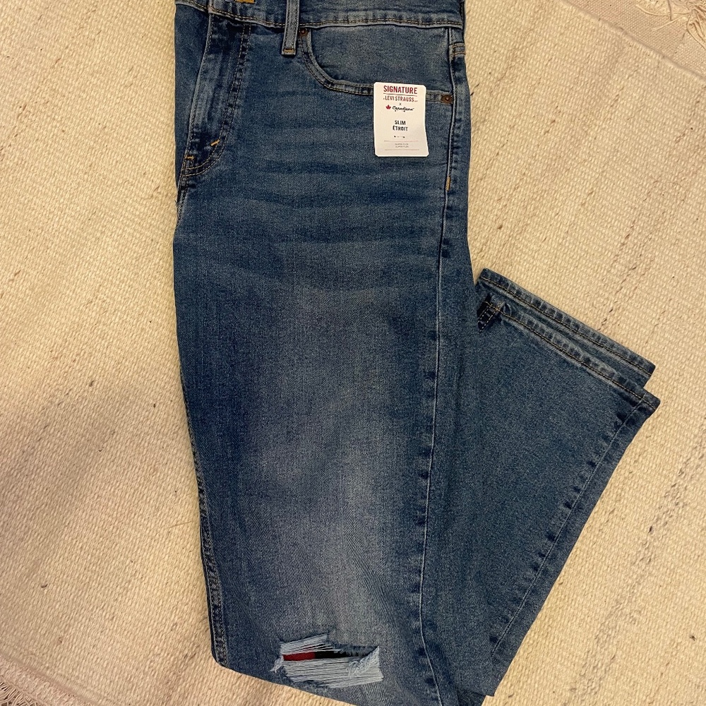NWT Levi Signature Jeans 36x32